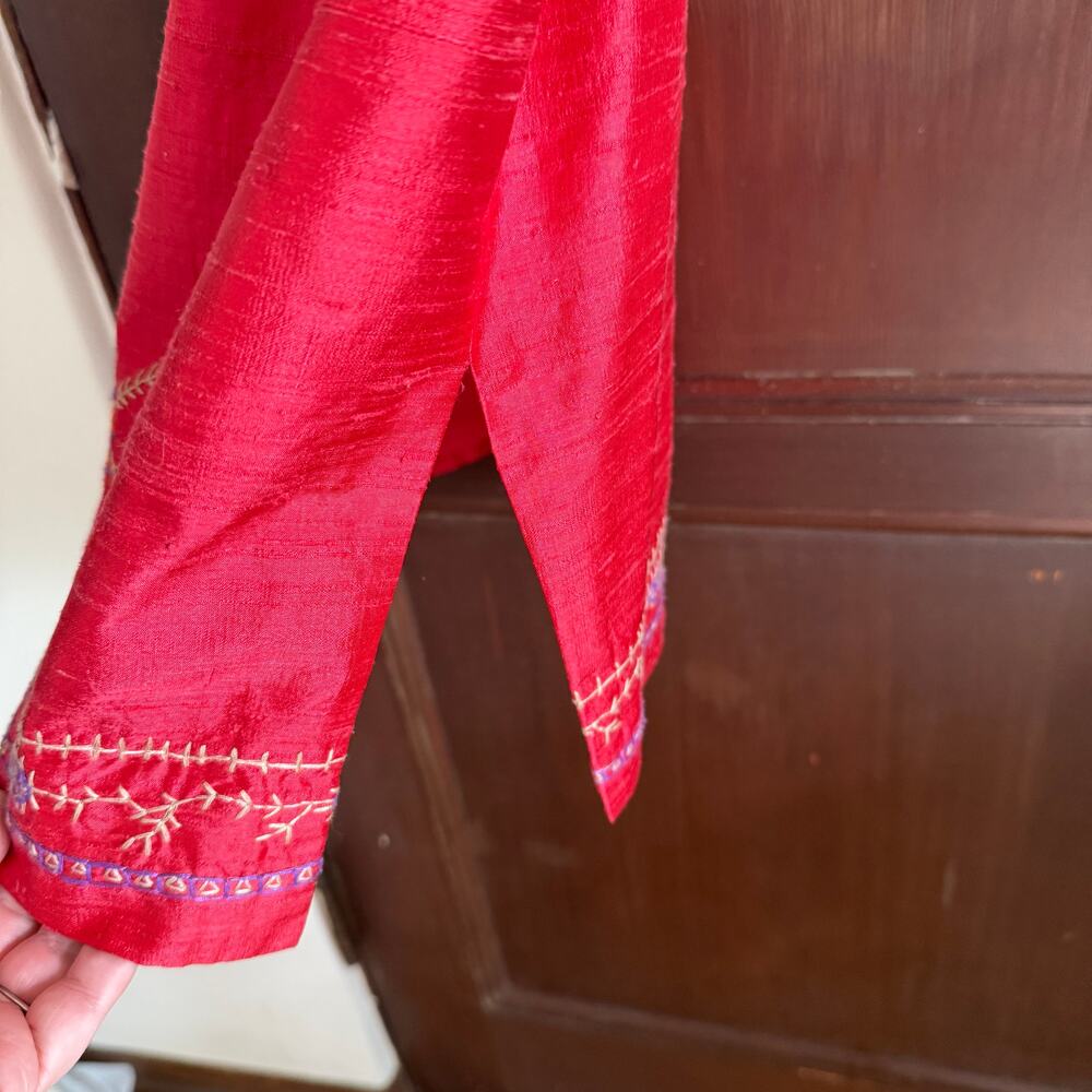 90s Vintage LAUNDRY  | Red Silk Embroidered Square Neck Cocktail Dress 8 Petite - Picture 3 of 10